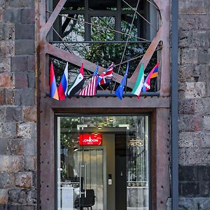 London Hotel Yerevan